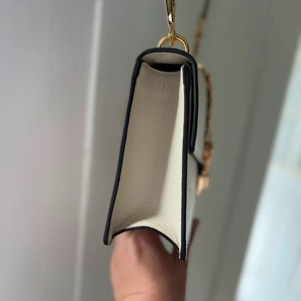 Gucci ivory Gold-Embellished bees and stars crossbody Bag- PM size - Picture 11 of 15